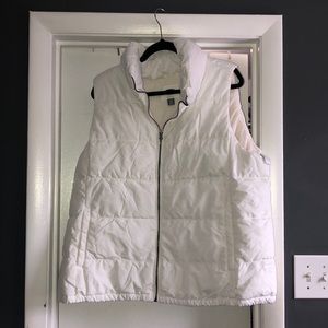 Old Navy Cream White Puffer Vest